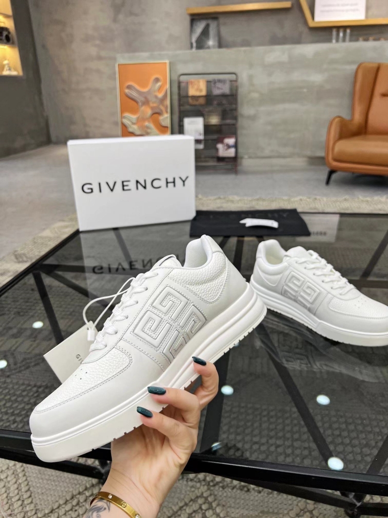 Givenchy Sneakers